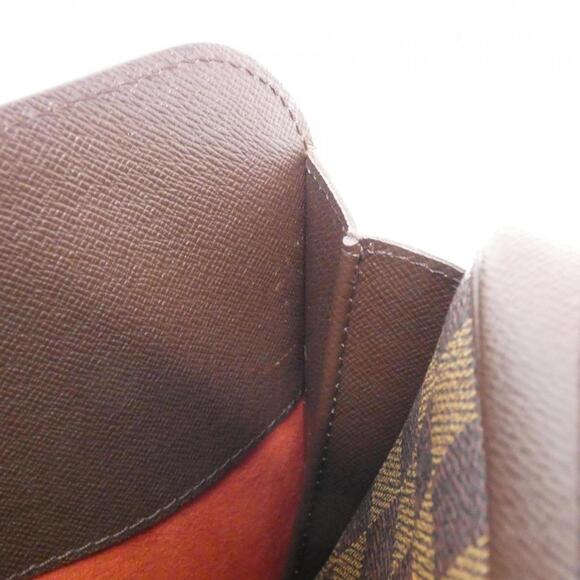 LOUIS VUITTON Authentic Brown Damier Bag - Picture 6 of 9